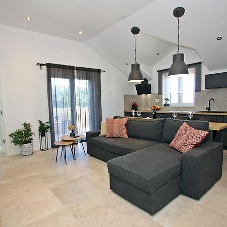 Apartman Gajka Supetar Εξωτερικό φωτογραφία