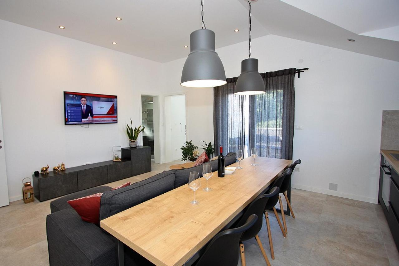 Apartman Gajka Supetar Εξωτερικό φωτογραφία