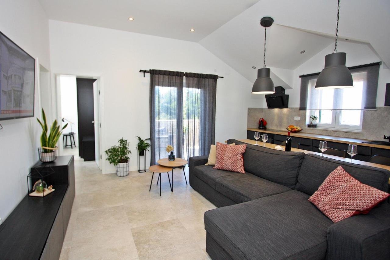 Apartman Gajka Supetar Εξωτερικό φωτογραφία