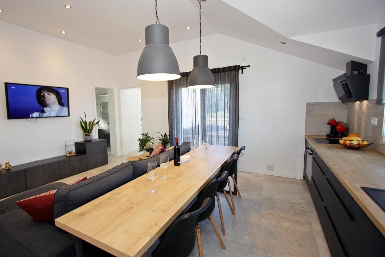 Apartman Gajka Supetar Εξωτερικό φωτογραφία
