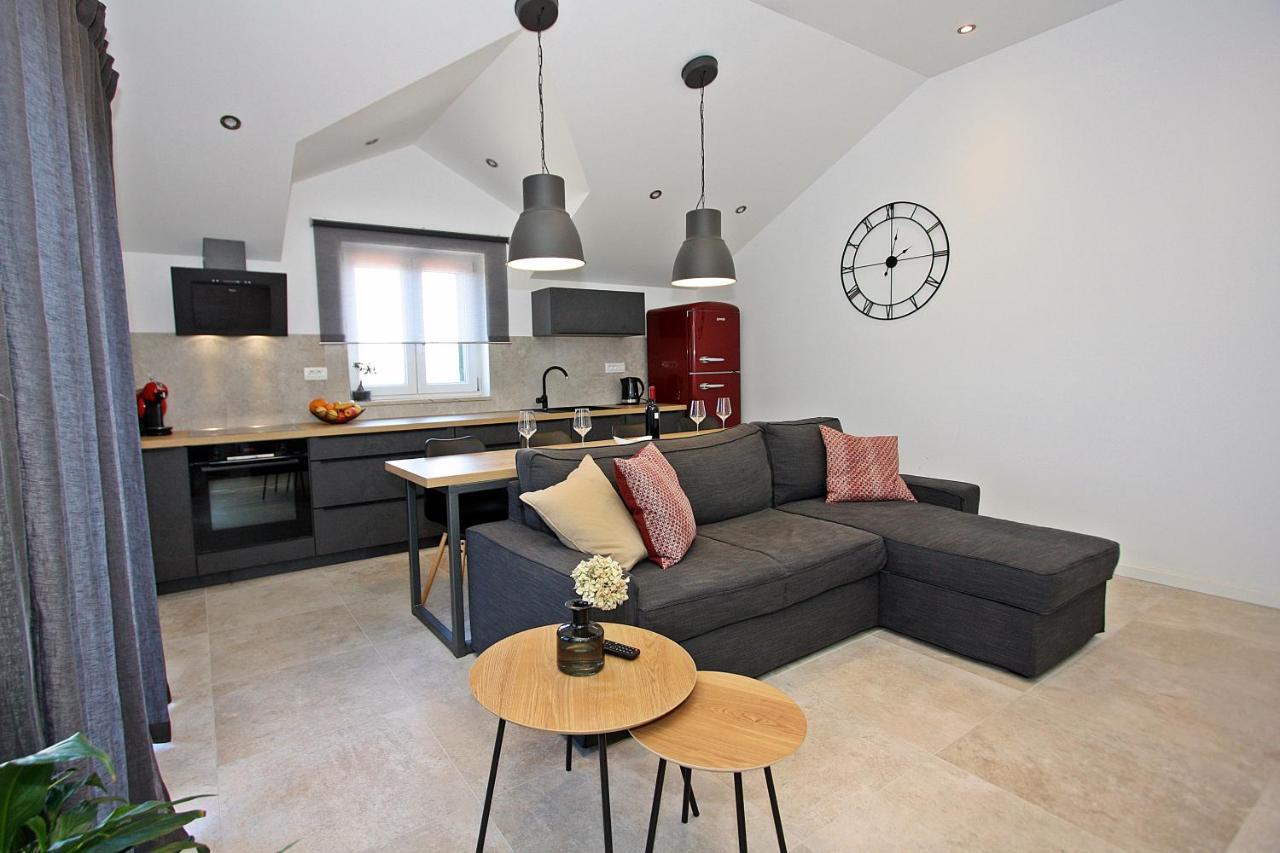 Apartman Gajka Supetar Εξωτερικό φωτογραφία